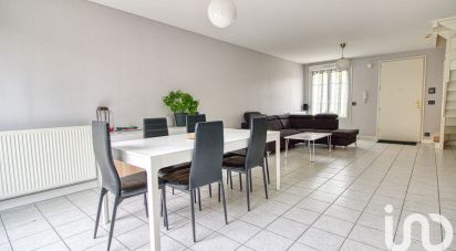 Maison 7 pièces de 142 m² à Aubergenville (78410)