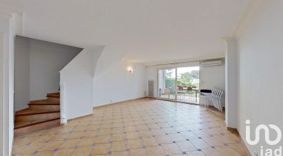 House 4 rooms of 90 m² in Roquebrune-sur-Argens (83380)