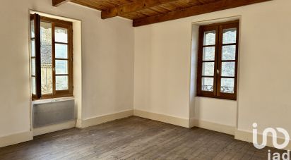 Apartment 4 rooms of 94 m² in Grillon (84600)