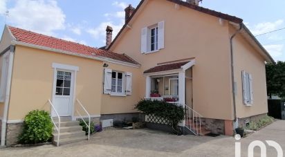 Maison traditionnelle 6 pièces de 155 m² à Saint-Fargeau-Ponthierry (77310)