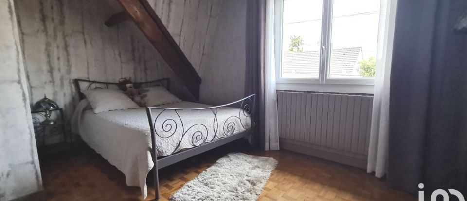House 5 rooms of 107 m² in Aulnay-sous-Bois (93600)