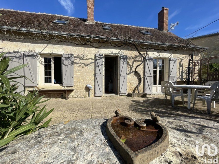 House 5 rooms of 77 m² in Tournon-Saint-Martin (36220)