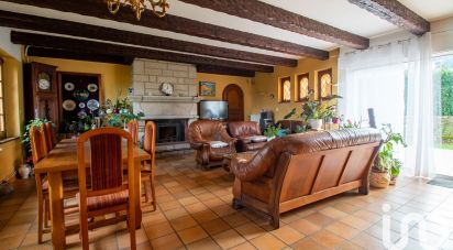 Traditional house 5 rooms of 160 m² in Caudan (56850)