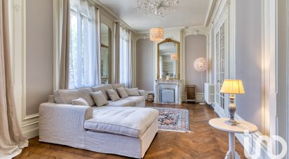 Mansion 9 rooms of 240 m² in Elbeuf (76500)
