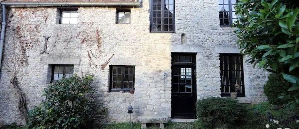 House 7 rooms of 144 m² in Préfontaines (45490)