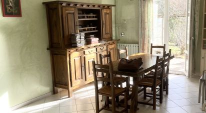 Traditional house 5 rooms of 90 m² in Saint-Julien-du-Serre (07200)