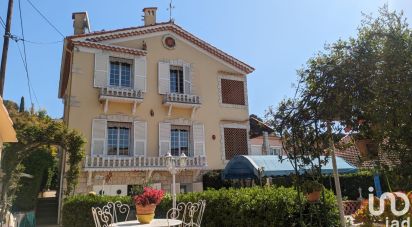 Maison 6 pièces de 173 m² à Cagnes-sur-Mer (06800)