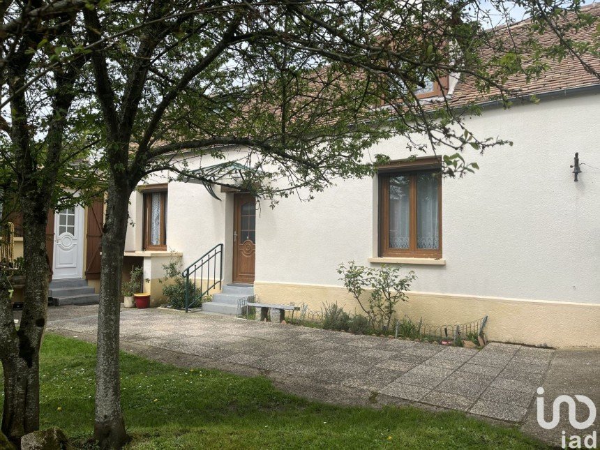 Maison 4 pièces de 92 m² à Vernou-la-Celle-sur-Seine (77670)