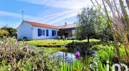 House 5 rooms of 133 m² in Saint-Mathurin (85150)