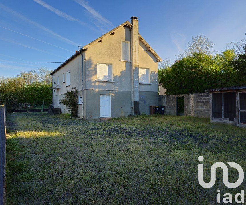 Traditional house 5 rooms of 87 m² in Vierzon (18100)
