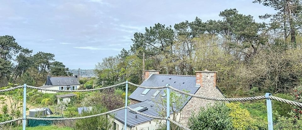 House 6 rooms of 70 m² in Paimpol (22500)