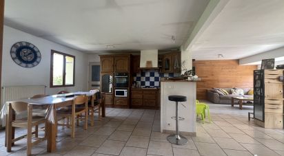 House 7 rooms of 160 m² in Montigny-la-Resle (89230)