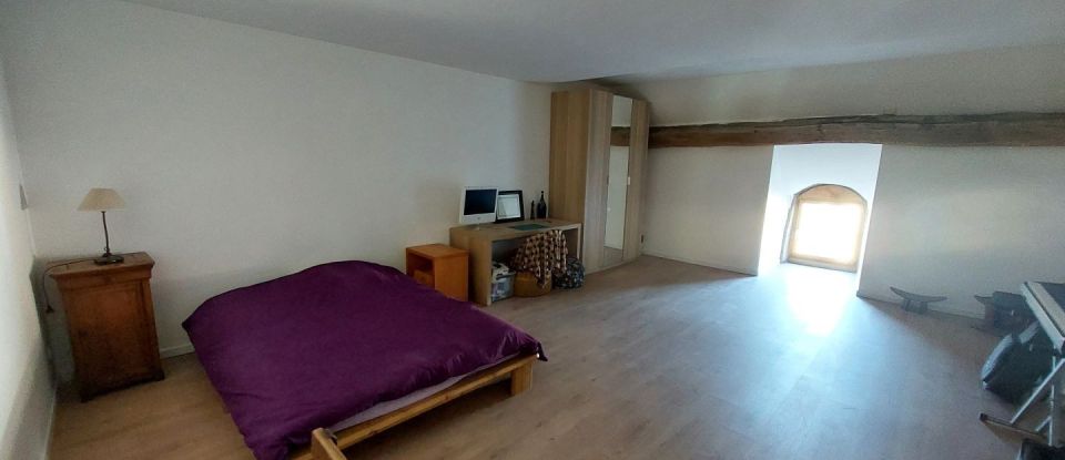 House 8 rooms of 220 m² in Saint-Bérain-sur-Dheune (71510)