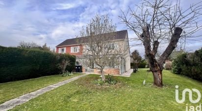 Traditional house 6 rooms of 126 m² in Villenoy (77124)
