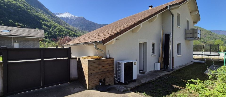 House 4 rooms of 149 m² in Séchilienne (38220)