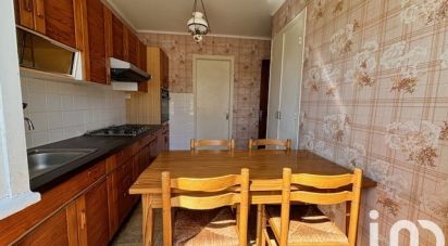 Traditional house 5 rooms of 82 m² in Pleyben (29190)