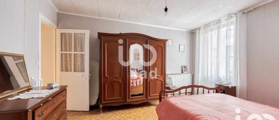 House 4 rooms of 71 m² in Pontault-Combault (77340)