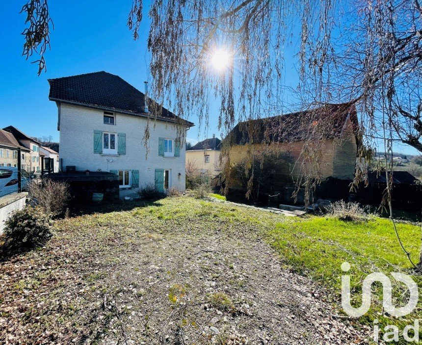 Maison de village 6 pièces de 162 m² à Les Abrets en Dauphiné (38490)