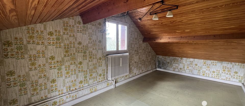 Traditional house 5 rooms of 100 m² in Montigny-Lencoup (77520)