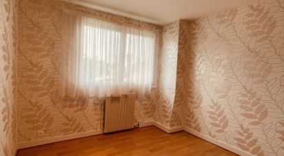 House 4 rooms of 99 m² in Clichy-sous-Bois (93390)