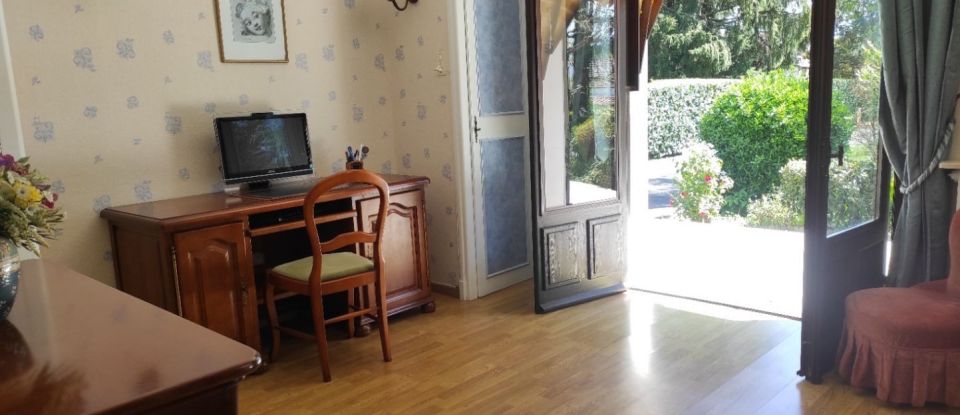 House 4 rooms of 98 m² in Sauvagnon (64230)
