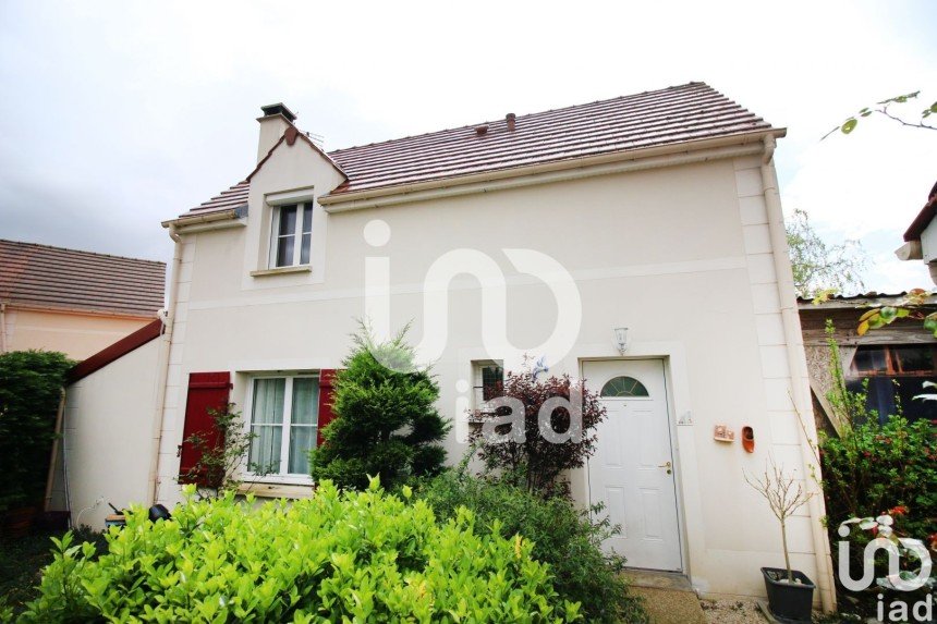 House 4 rooms of 90 m² in Saint-Mard (77230)
