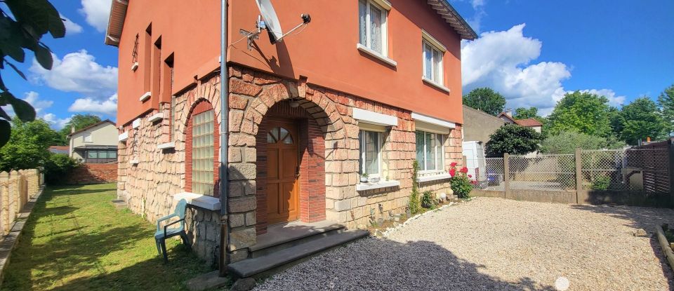 Traditional house 6 rooms of 136 m² in Valenton (94460)