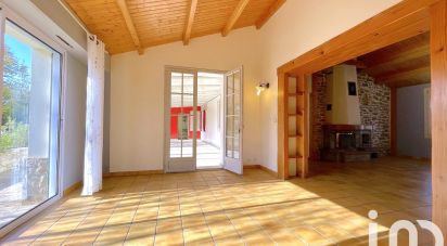 Traditional house 6 rooms of 105 m² in Legé (44650)