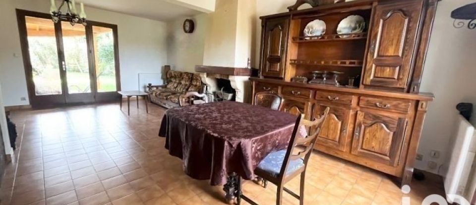 Pavilion 6 rooms of 103 m² in Mandres-les-Roses (94520)