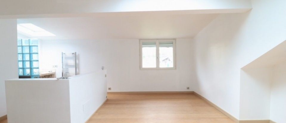 House 5 rooms of 140 m² in Rosny-sous-Bois (93110)