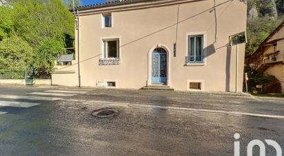 Village house 10 rooms of 216 m² in Millau (12100)