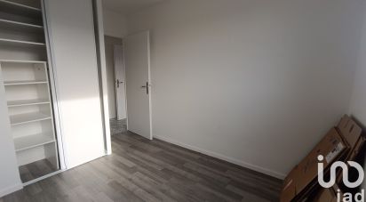 Apartment 4 rooms of 71 m² in Combs-la-Ville (77380)