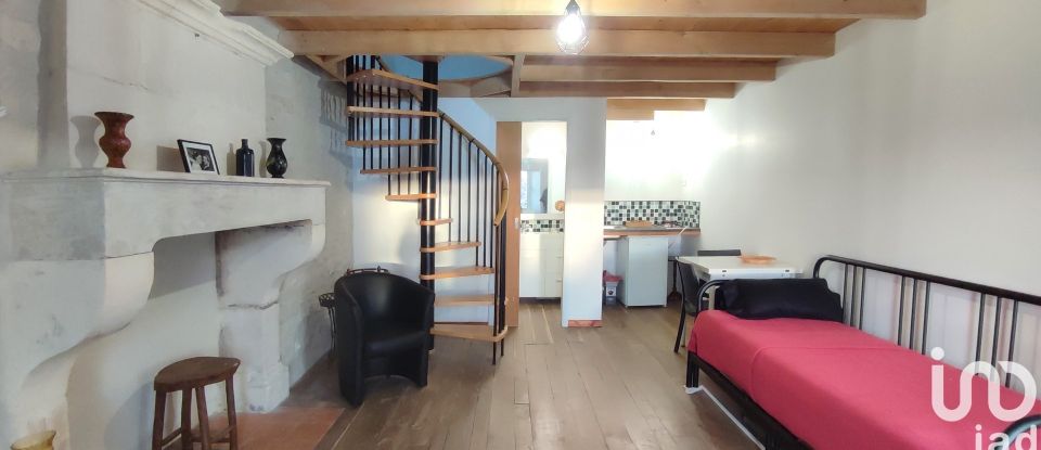 Village house 4 rooms of 168 m² in Chérac (17610)