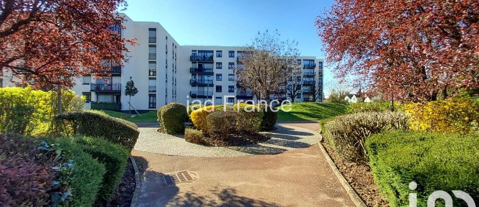 Appartement 3 pièces de 65 m² à Les Clayes-sous-Bois (78340)