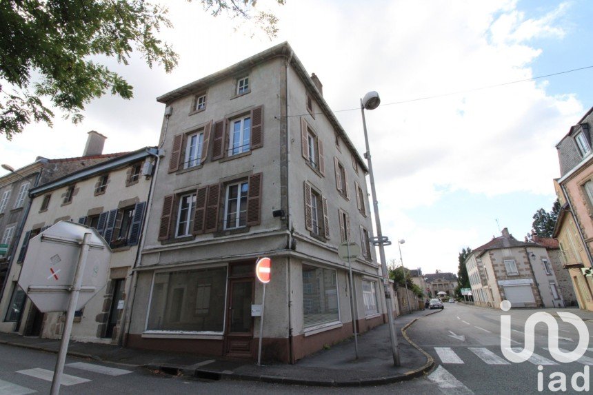 Maison de ville 9 pièces de 200 m² à Bourganeuf (23400)