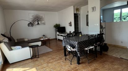 Maison 5 pièces de 90 m² à Sarrians (84260)