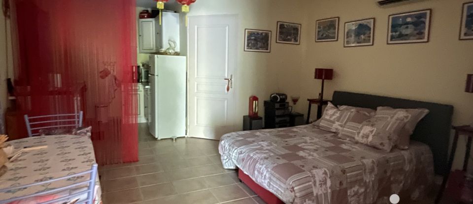 Maison traditionnelle 5 pièces de 160 m² à Carpentras (84200)