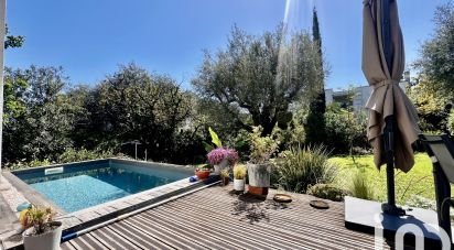 House 4 rooms of 104 m² in Antibes (06160)