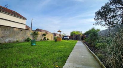 House 8 rooms of 219 m² in Auchel (62260)