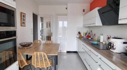 Apartment 5 rooms of 130 m² in Troyes (10000)