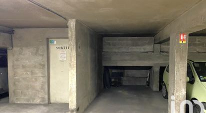 Parking/garage/box de 8 m² à Paris (75012)