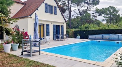 House 8 rooms of 220 m² in Cours-de-Pile (24520)