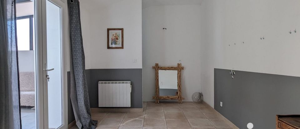 Traditional house 5 rooms of 110 m² in Sainte-Tulle (04220)