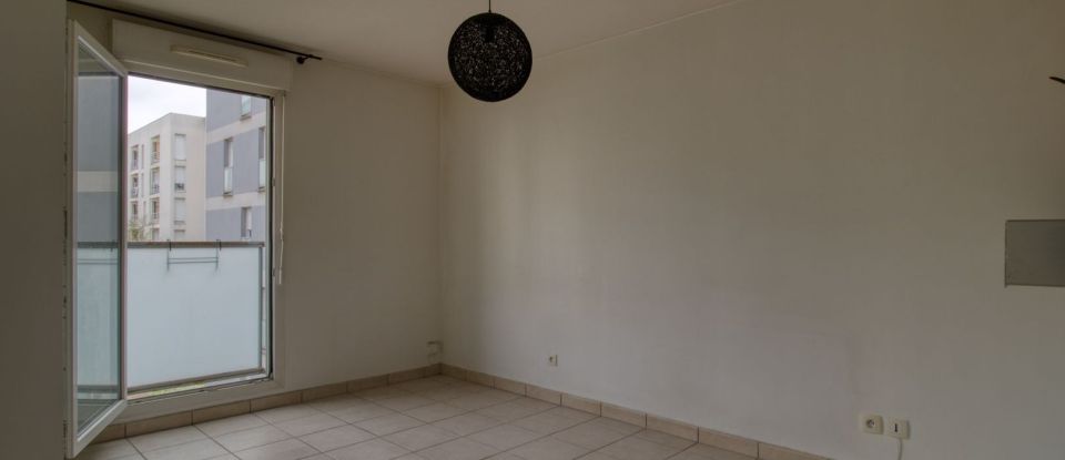 Apartment 3 rooms of 64 m² in Cergy (95800)