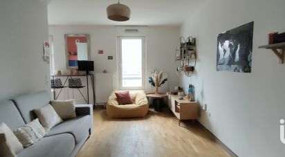 Apartment 1 room of 32 m² in Montreuil (93100)