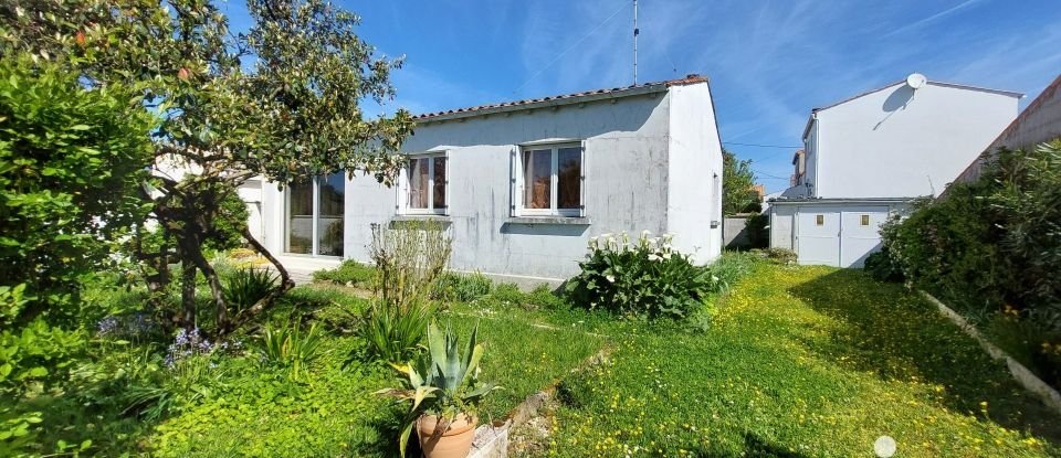 House 4 rooms of 80 m² in Bourcefranc-le-Chapus (17560)