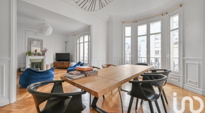 Appartement 4 pièces de 120 m² à Paris (75017)