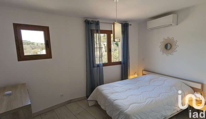 House 4 rooms of 95 m² in Esparron-de-Verdon (04800)