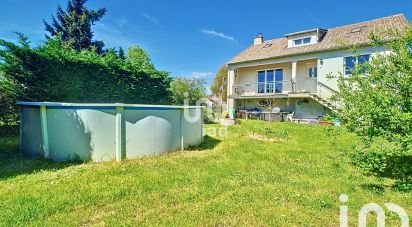 Traditional house 5 rooms of 140 m² in Vierzon (18100)