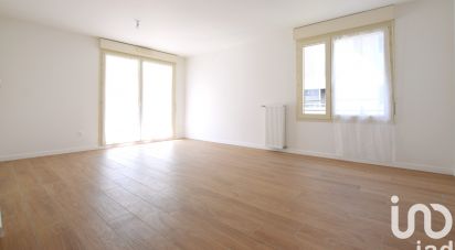 Apartment 4 rooms of 74 m² in Créteil (94000)